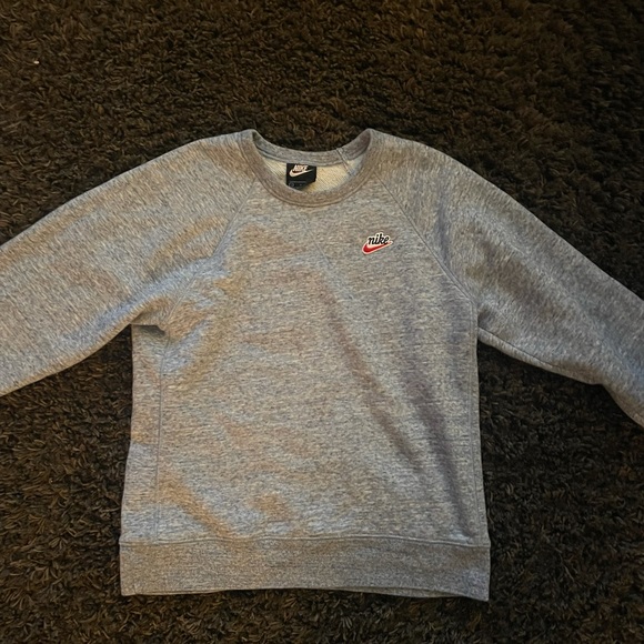 Nike Crewneck - Picture 1 of 2